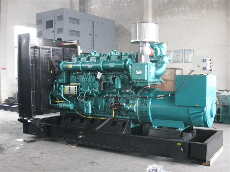 渭源200KW 柴油发电机的油耗是多少?